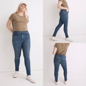 Madewell 10” High-Rise Skinny Jeans in Foregate Wash: Knee Rip Edition